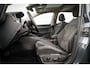 Volkswagen Golf 1.5 eTSi Style | Panoramadak | Virtual Cockpit | LED | Adap. Cruise | Ergocomfort