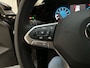 Volkswagen Golf 1.5 TSI Life Business Alcantara Stoelverwarming Camer Sfeerverlichting DAB+