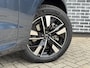Volvo XC60 2.0 T6 Plug-in hybrid AWD Essential | Adaptieve Cruise Control | Park assist | Getint Glas | Leder | Driver assist | Stoel- / stuurwielverwarming | All Season banden |