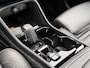 Volvo XC40 T2 AUT8 129PK R-Design | Lederen bekleding | Stoel- & Stuurwielverwarming | Adaptieve Cruise Control met Pilot Assist | BLIS Dodehoekdetectie | Park Assist achter | Sensus full map navigatie | Keyless entry & go