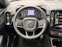 Volvo XC40 T2 AUT8 129PK R-Design | Lederen bekleding | Stoel- & Stuurwielverwarming | Adaptieve Cruise Control met Pilot Assist | BLIS Dodehoekdetectie | Park Assist achter | Sensus full map navigatie | Keyless entry & go