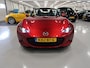 Mazda MX-5 2.0 SkyActiv-G 184 GT-M 184pk Rood metallic Bose 1e eigenaar Camera Leer Navigatie Airco Sportvelgen 17 inch Zeer nette staat Dealer onderhouden Lage km.stand LED