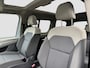 Volkswagen Multivan 1.5 eHybrid L2 Lang | Pano | Trekhaak | Head Up | IQ Light | Elektr. schuifdeuren | 1e eigenaar