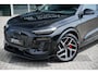 Audi Q6 e-tron S edition quattro 100 kWh l Luchtvering l Panorama dak l  S Line interieur l B&O Audio l  Trekhaak elektrische l  Head-Up display l