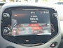 Toyota Aygo 1.0 VVT-i x-play RIJKLAAR | Airco | Camera | AppleCarplay & Android Auto