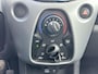 Toyota Aygo 1.0 VVT-i x-play RIJKLAAR | Airco | Camera | AppleCarplay & Android Auto