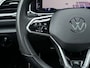 Volkswagen T-Roc 1.5 TSI 150PK R-Line Pano Dode-Hoek IQ Lights