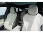 Volkswagen ID.7 286pk Pro Business 77 kWh | SoH 97% | Panoramadak | Harman Kardon | Achterbank Verwarmd