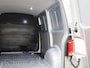 Volkswagen Transporter 2.0 TDI L1H1 150PK GVW 3.200KG | Automaat | Trekhaak | Multifunctioneel Stuurwiel | Verwarmbare Voorruit | Parkeersensoren Voor + Achter | Airco | LED-Koplampen | Adaptive Cruise Control | App-Connect | Achteruitrijcamera | DAB + |