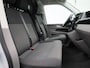 Volkswagen Transporter 2.0 TDI L1H1 150PK GVW 3.200KG | Automaat | Trekhaak | Multifunctioneel Stuurwiel | Verwarmbare Voorruit | Parkeersensoren Voor + Achter | Airco | LED-Koplampen | Adaptive Cruise Control | App-Connect | Achteruitrijcamera | DAB + |