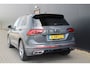 Volkswagen Tiguan 1.5 TSI R-Line | Panoramadak | Trekhaak | Camera | Stoelverwarming |