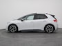 Volkswagen ID.3 First Plus 58 kWh | CAMERA | ADAPTIVE | SCHUIFDAK | STOEL- EN STUURVERW.