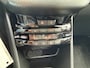 Peugeot 2008 1.2 PureTech Allure / Airco / Navi / Trekhaak / Pano dak / Cruise Control /