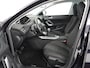 Peugeot 308 1.2 PureTech Allure | Panoramadak | Trekhaak | Camera | Navigatie | Full LED | Parkeerhulp | Climate control | Bluetooth | Cruise control | Getint glas