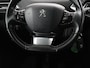 Peugeot 308 1.2 PureTech Allure | Panoramadak | Trekhaak | Camera | Navigatie | Full LED | Parkeerhulp | Climate control | Bluetooth | Cruise control | Getint glas