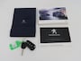 Peugeot 308 1.2 PureTech Allure | Panoramadak | Trekhaak | Camera | Navigatie | Full LED | Parkeerhulp | Climate control | Bluetooth | Cruise control | Getint glas