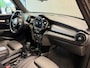 MINI Cooper 5-Deurs 1.5 AUT. NAVIGATIE PDC STOELVERWARMING APPLE CARPLAY CRUISE USB KEYLESS-GO