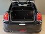 MINI Cooper 5-Deurs 1.5 AUT. NAVIGATIE PDC STOELVERWARMING APPLE CARPLAY CRUISE USB KEYLESS-GO