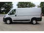 Peugeot Boxer 435 2.2 HDI L2H2 XR | Trekhaak | Camera | Cruise control | Airco | NAP | APK |