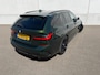 BMW 3-Serie Touring 330e High Individual M pakket LASER PANO ACC DODEHOEK CARBON TREKHAAK AMBIENT BLACKLINE