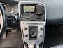 Volvo XC60 2.0 T5 FWD Ocean Race | Trekhaak | Panoramadak | Lederen Bekleding | Bi-Xenon Adaptief | Achteruitrijcamera | Parkeersensoren | Navigatie | High Performance Audio | Elektrisch Verstelbare Voorstoelen | Stoelverwarming | Verwarmde Voorruit