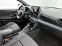 Toyota Yaris 1.5 Hybrid 130 Executive | BTW Voertuig | Dodehoek detectie | Stoel+Stuurverwarming | Parkeersensoren voor+achter | draadloze lader telefoon | Cruise Control Adaptive | Climate Control | Apple CarPlay/Android Auto |