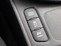 Toyota Yaris 1.5 Hybrid 130 Executive | BTW Voertuig | Dodehoek detectie | Stoel+Stuurverwarming | Parkeersensoren voor+achter | draadloze lader telefoon | Cruise Control Adaptive | Climate Control | Apple CarPlay/Android Auto |