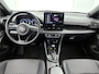 Toyota Yaris 1.5 Hybrid 130 Executive | BTW Voertuig | Dodehoek detectie | Stoel+Stuurverwarming | Parkeersensoren voor+achter | draadloze lader telefoon | Cruise Control Adaptive | Climate Control | Apple CarPlay/Android Auto |