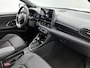Toyota Yaris 1.5 Hybrid 130 Executive | BTW Voertuig | Dodehoek detectie | Stoel+Stuurverwarming | Parkeersensoren voor+achter | draadloze lader telefoon | Cruise Control Adaptive | Climate Control | Apple CarPlay/Android Auto |
