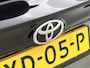 Toyota Yaris 1.5 Hybrid 130 Executive | BTW Voertuig | Dodehoek detectie | Stoel+Stuurverwarming | Parkeersensoren voor+achter | draadloze lader telefoon | Cruise Control Adaptive | Climate Control | Apple CarPlay/Android Auto |