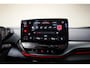 Volkswagen ID.5 Pro 77 kwh [ Trekhaak Navi Cruise Apple / android Stoelverwarming ]