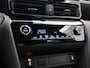 Toyota Yaris Cross 1.5 Hybrid 115 Dynamic Comfort pack | BTW Voertuig | Dodehoek detectie | Stoel+Stuurverwarming | Parkeersensoren voor+achter | draadloze lader telefoon | Cruise Control Adaptive | Climate Control | Apple CarPlay/Android Auto |