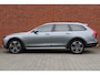 Volvo V90 Cross Country T6 AWD Pro | Massagestoelen Geventileerd | Bowers & Wilkins | 360 Graden Camera | Panoramadak | Adaptieve Cruise Control | Apple Carplay/ Andoid Auto | Gelamineerde Zijruiten | Standkachel