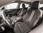 BMW 1-Serie 118i Sport Automaat (VIRTUAL COCKPIT, DEALER ONDERHOUDEN, NAP, APPLE CARPLAY, GROOT NAVI, LEDER, SPORTSTOELEN, PARKEERSENSOREN, CRUISE, NIEUWSTAAT)