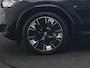BMW X3 M iX3 Sport 80 kWh 286pk Dealer O.H. | Trekhaak Af Fabriek | Panodak | Head Up | 360 Camera | Harman / Kardon | Lederen Sportstoelen Memory & Verwarmd | Keyless | Blis | Sfeerverlichting | 20"L.M | Adaptive LED |