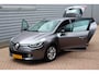 Renault Clio 0.9 TCe Limited O.a: Clima, PDC, Carplay, Cruise, Rijklaar, Etc. All-in prijs!