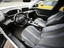 Peugeot 2008 1.2 PureTech Blue Lease Allure Navi-Carplay Led Stoelverwarming 360-Camera 3D-Cockpit