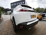 Peugeot 2008 1.2 PureTech Blue Lease Allure Navi-Carplay Led Stoelverwarming 360-Camera 3D-Cockpit