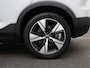 Volvo XC40 Recharge P8 AWD R-Design | Automaat | Apple Carplay / Android Auto | Harman/Kardon | Panoramadak | Stoelverwarming | Stuurverwarming |