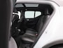 Volvo XC40 Recharge P8 AWD R-Design | Automaat | Apple Carplay / Android Auto | Harman/Kardon | Panoramadak | Stoelverwarming | Stuurverwarming |