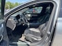 Volvo V90 2.0 T4 Inscription | Trekhaak | Panoramadak | Head-up Display | Navigatie | Apple Carplay | Android Auto | Parkeerverwarming | 360 Graden Camera | Parkeersensoren | Niveauregeling achter | Gelamineerd Glas | Stoelverwarming voor en achter