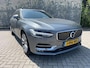 Volvo V90 2.0 T4 Inscription | Trekhaak | Panoramadak | Head-up Display | Navigatie | Apple Carplay | Android Auto | Parkeerverwarming | 360 Graden Camera | Parkeersensoren | Niveauregeling achter | Gelamineerd Glas | Stoelverwarming voor en achter