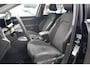 Volkswagen Golf 1.5 eHybrid Style Edition | Panoramadak | Camera | Elektrische stoel | Dodehoek Detectie |