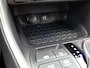 Toyota RAV4 2.5 Plug-in Hybrid AWD Style | BTW Voertuig | Stoelverwarming | Parkeersensoren voor+achter | Elektrische achterklep | Elektrisch verstelbare stoel | Cruise Control Adaptive | Apple CarPlay/Android Auto | 1500KG Trekgewi