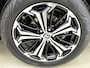 Toyota RAV4 2.5 Plug-in Hybrid AWD Style | BTW Voertuig | Stoelverwarming | Parkeersensoren voor+achter | Elektrische achterklep | Elektrisch verstelbare stoel | Cruise Control Adaptive | Apple CarPlay/Android Auto | 1500KG Trekgewi