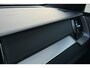 Volvo XC60 2.0 T6 Plug-in hybrid AWD Ultra Black Edition | Luchtvering | Panoramisch schuif-/ kanteldak | Bowers & Wilkins | Gelamineerde zijruiten | Geventileerde voorstoelen | Massage functie op de voorstoelen | 22 inch. lichtmetalen velgen | Extra getint glas | Head up display | Volvo guard | Elektrisch verstelbare voorstoelen met geheugenfunctie | 360 graden camera | Stoel-/ stuurwielverwarming | Verwarmde achterbank | Pilot assist | BLIS | Apple carplay/ Android auto