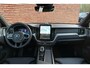 Volvo XC60 2.0 T6 Plug-in hybrid AWD Ultra Black Edition | Luchtvering | Panoramisch schuif-/ kanteldak | Bowers & Wilkins | Gelamineerde zijruiten | Geventileerde voorstoelen | Massage functie op de voorstoelen | 22 inch. lichtmetalen velgen | Extra getint glas | Head up display | Volvo guard | Elektrisch verstelbare voorstoelen met geheugenfunctie | 360 graden camera | Stoel-/ stuurwielverwarming | Verwarmde achterbank | Pilot assist | BLIS | Apple carplay/ Android auto
