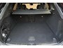 Volvo XC60 2.0 T6 Plug-in hybrid AWD Ultra Black Edition | Luchtvering | Panoramisch schuif-/ kanteldak | Bowers & Wilkins | Gelamineerde zijruiten | Geventileerde voorstoelen | Massage functie op de voorstoelen | 22 inch. lichtmetalen velgen | Extra getint glas | Head up display | Volvo guard | Elektrisch verstelbare voorstoelen met geheugenfunctie | 360 graden camera | Stoel-/ stuurwielverwarming | Verwarmde achterbank | Pilot assist | BLIS | Apple carplay/ Android auto