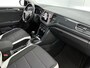 Volkswagen T-Roc 1.5TSI 150pk Sport | 18" LMV | App-connect | Elektrische Achterklep | LED koplampen | Sportstoelen |