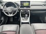 Toyota RAV4 2.5 Plug-in Hybrid AWD Style 1500 KG treklast Stoelverwarming Parkeer Dodehoek sensoren